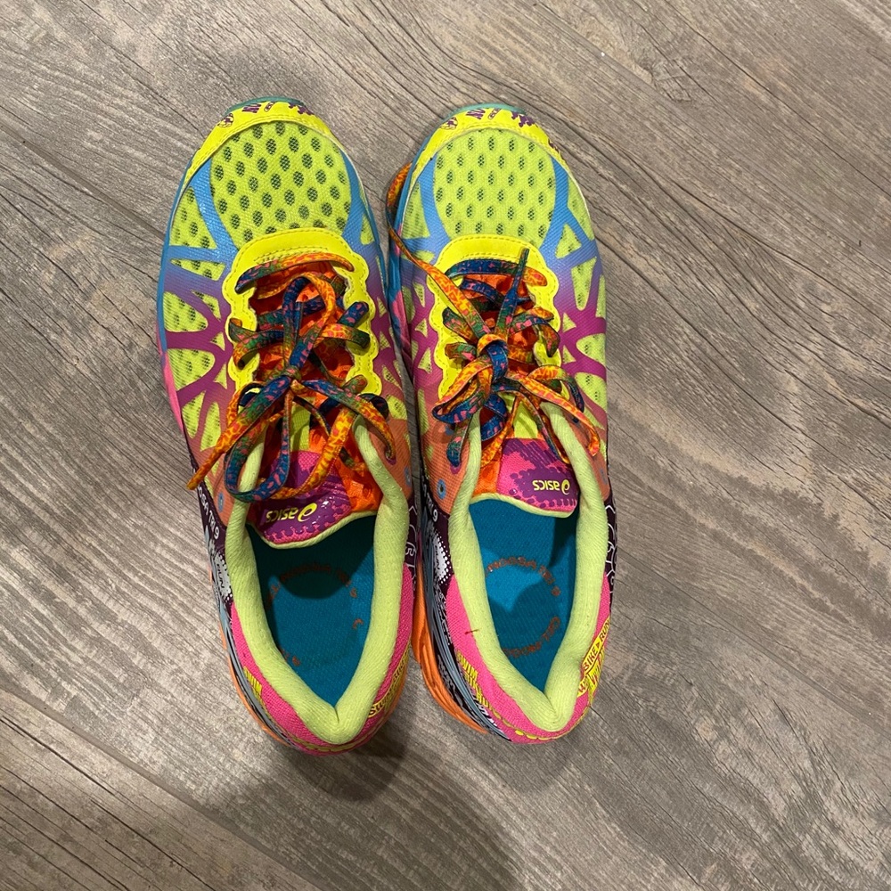 ASICS gel moods tri 9